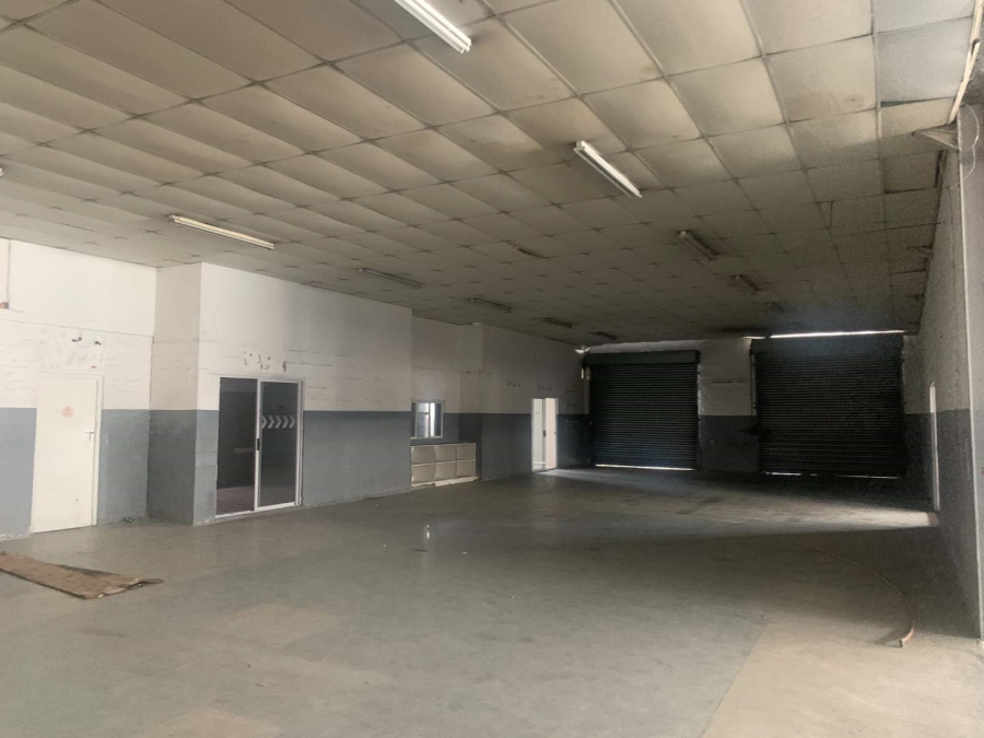 To Let Commercial Property for Rent in Oakdale Western Cape